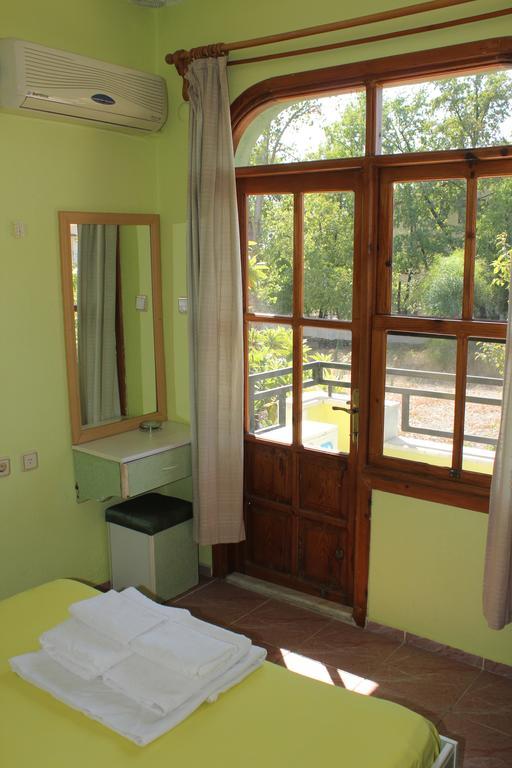 Flora Hotel Koycegiz  Стая снимка